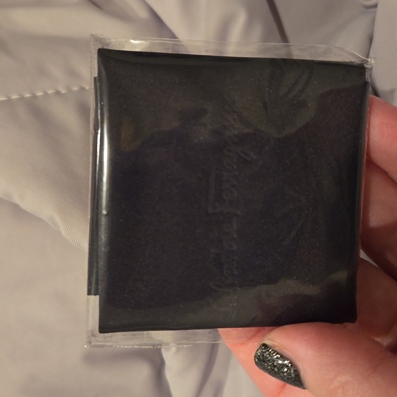 Ferragamo Oversized Gray Gradient Sunglasses brand new in box - Picture 10 of 15